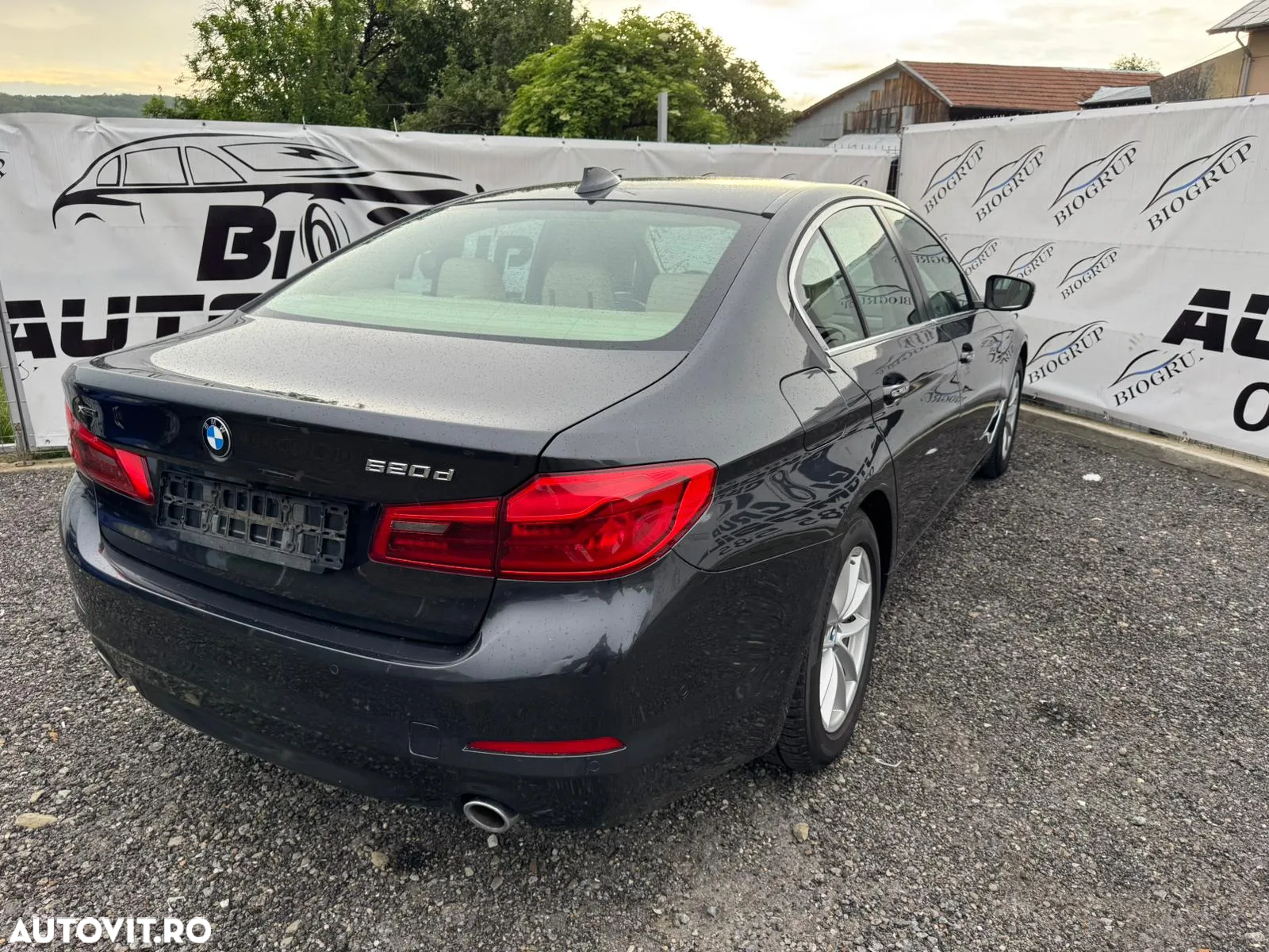 BMW Seria 5 520d xDrive Aut. - 12
