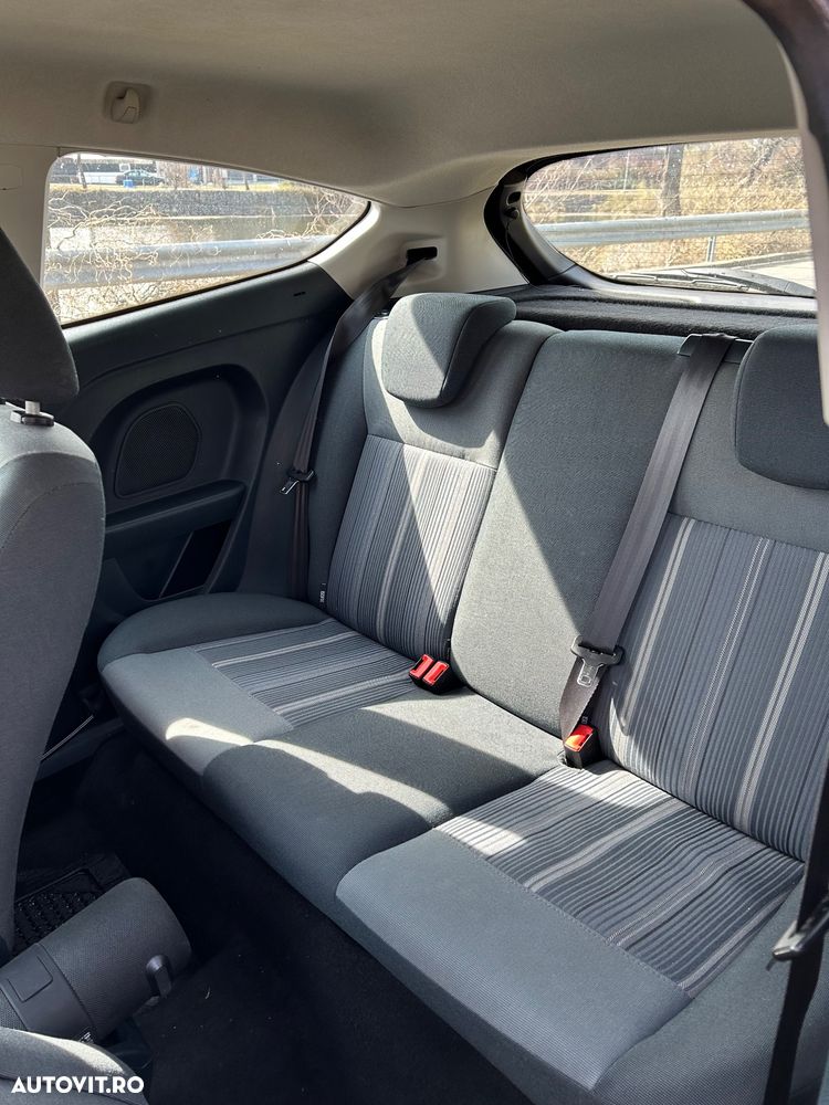 Ford Fiesta 1.25i Ambiente - 15