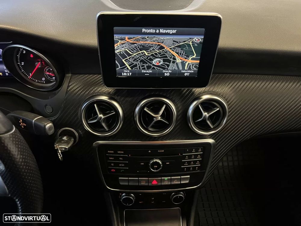 Mercedes-Benz A 180 d AMG Line Aut. - 23