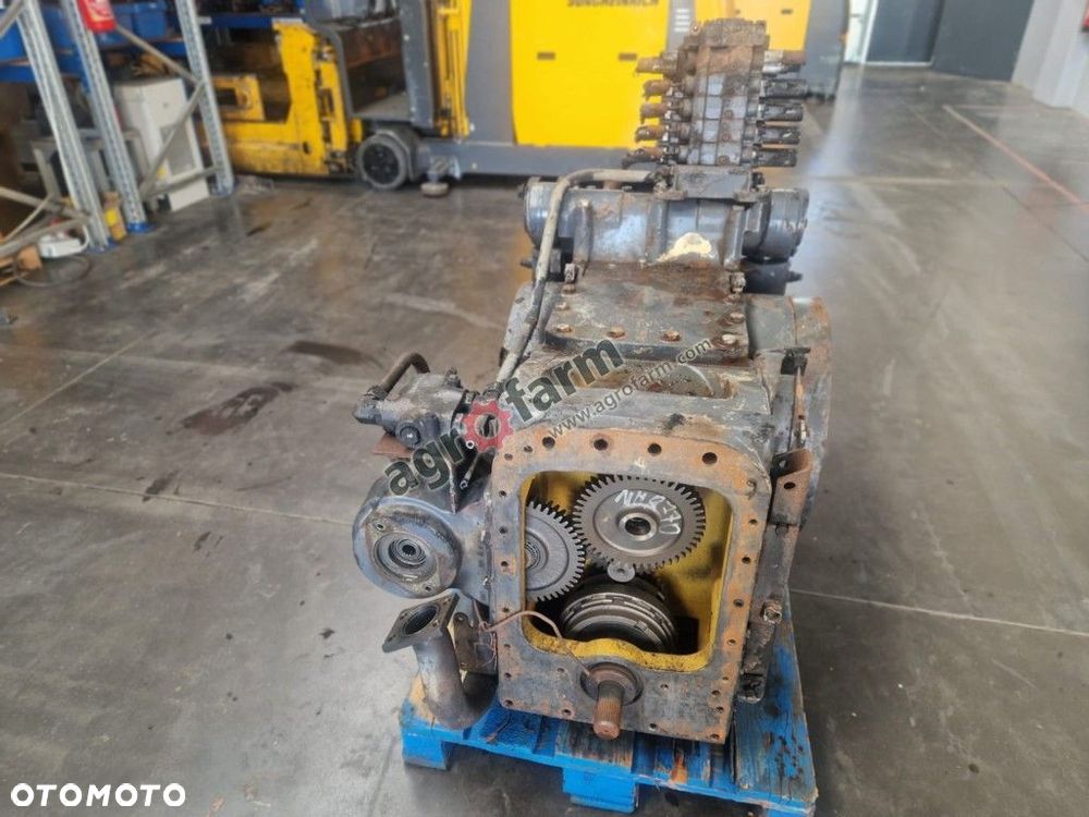 Tylny most New Holland 8770, 8970, 8670, G210 - 3