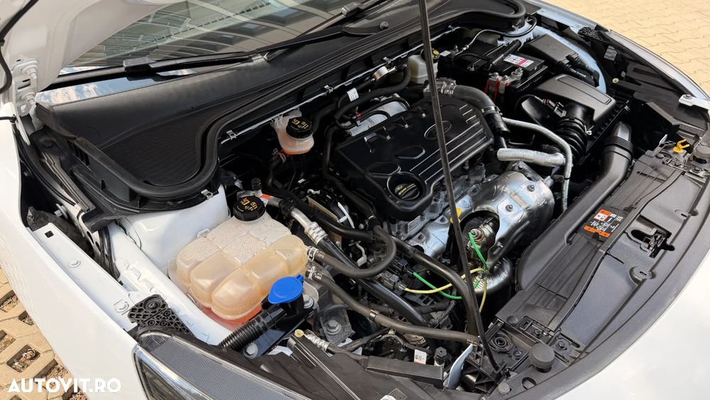 Ford Focus 1.5 EcoBlue Connected - 8