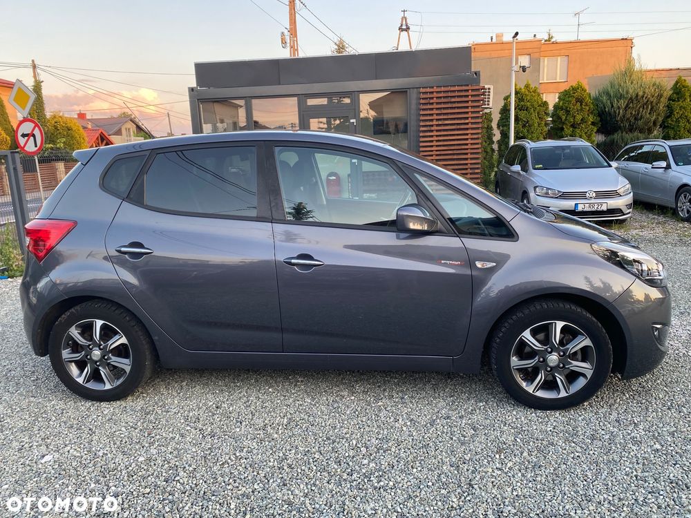 Hyundai ix20 1.4 blue Trend - 16