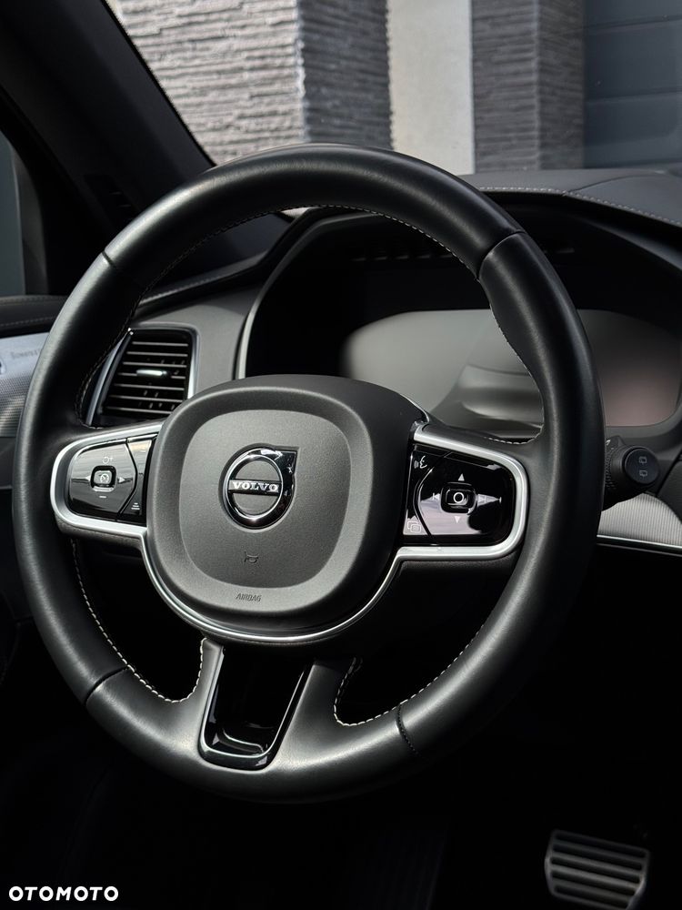 Volvo XC 90 T8 AWD Plug-In Hybrid R-Design 7os - 12
