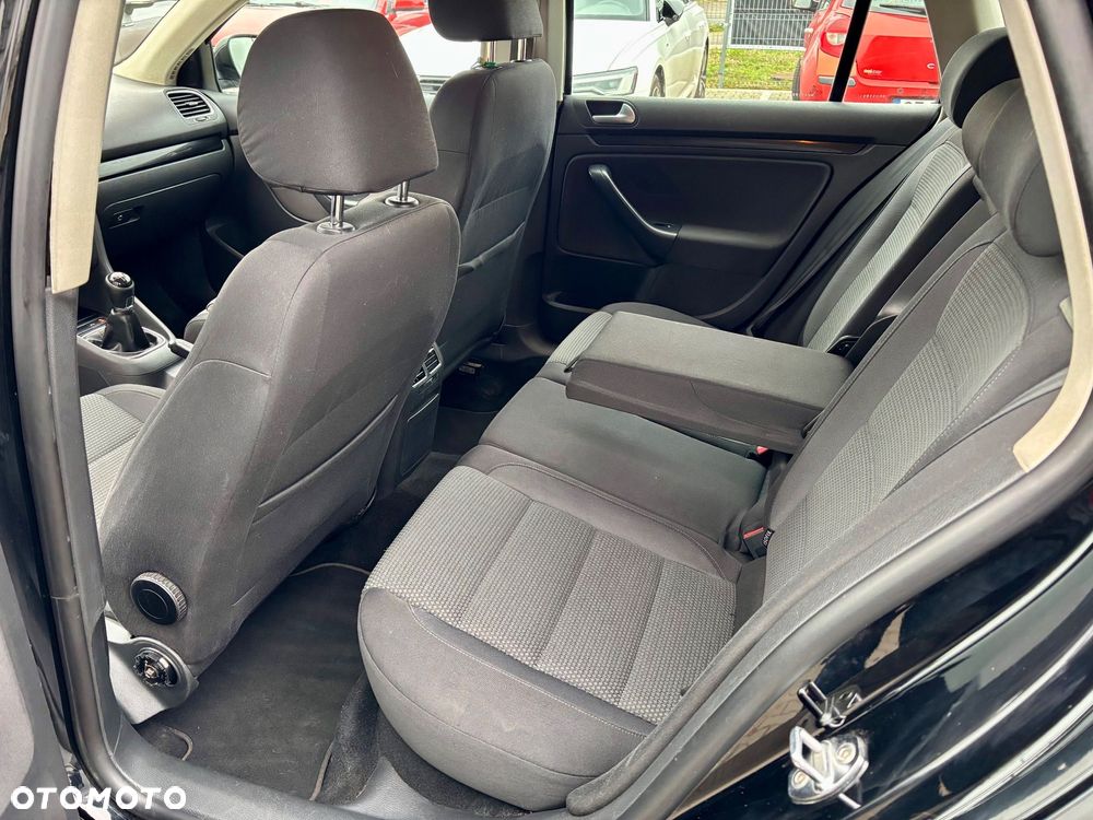 Volkswagen Golf 1.6 TDI BlueMotion Technology Comfortline - 12