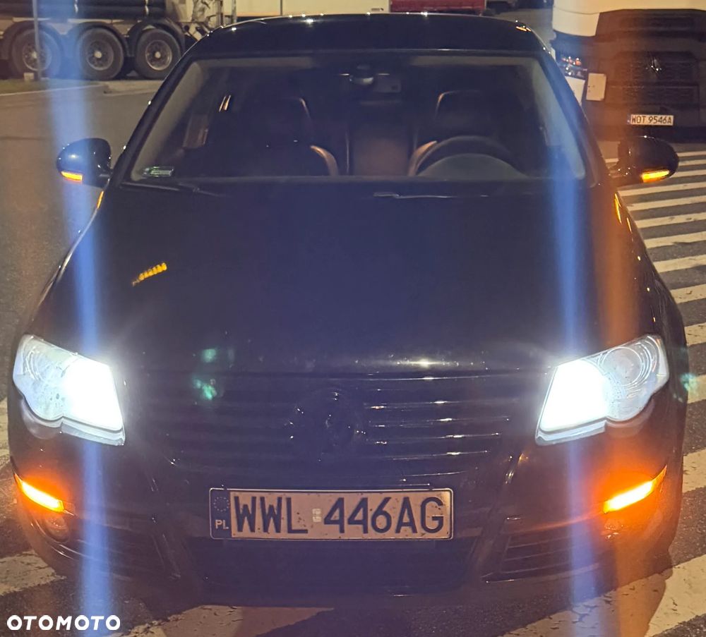 Volkswagen Passat 2.0 TDI DPF Highline DSG - 2