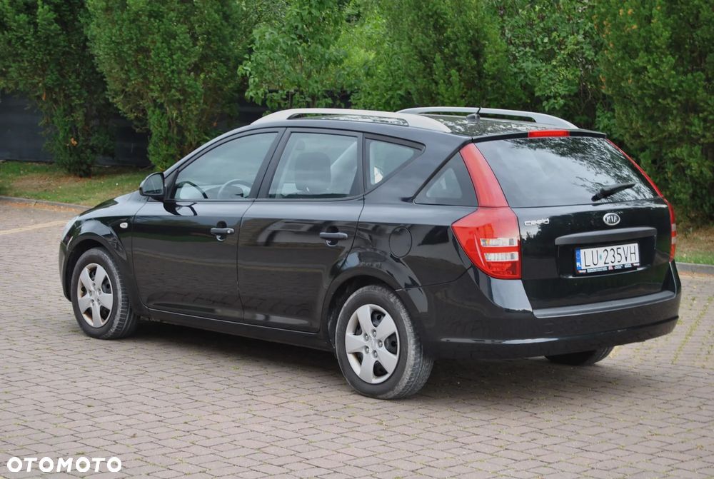 Kia Ceed 1.4 Comfort - 4