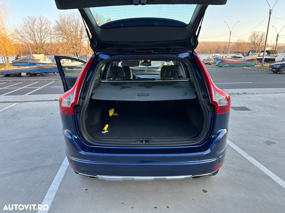 Volvo XC 60 D4AWD Ocean Race - 17