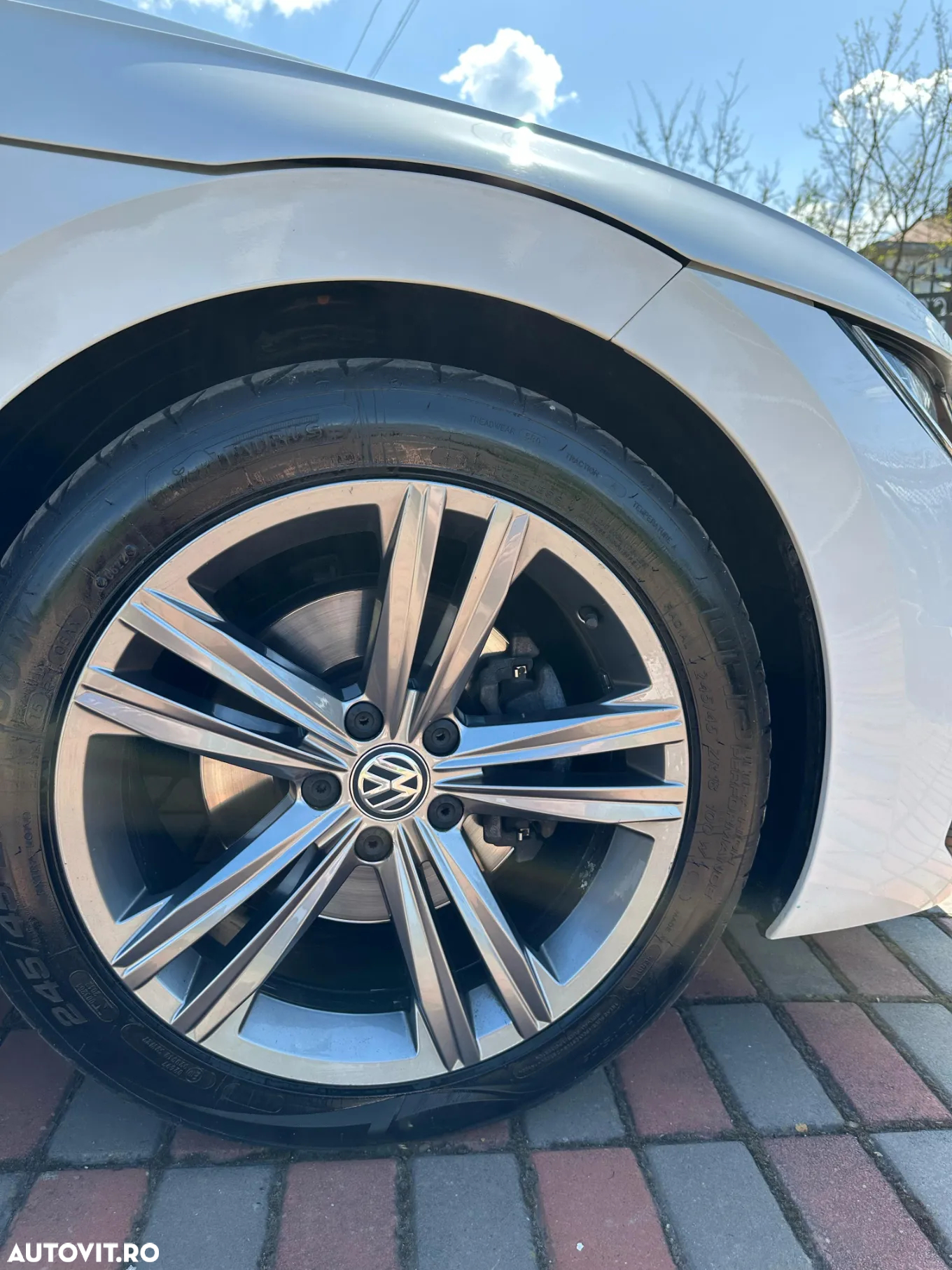 Volkswagen ARTEON 2.0 TDI SCR DSG R-Line - 17