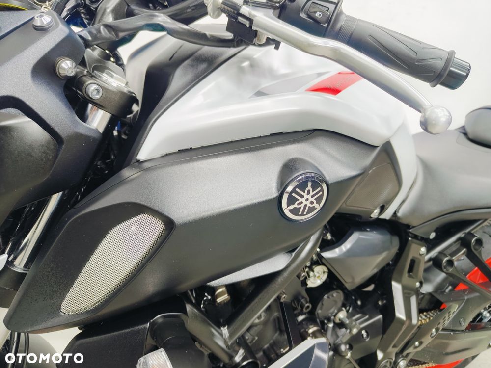 Yamaha MT - 23