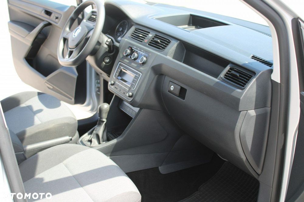 Volkswagen Caddy - 28