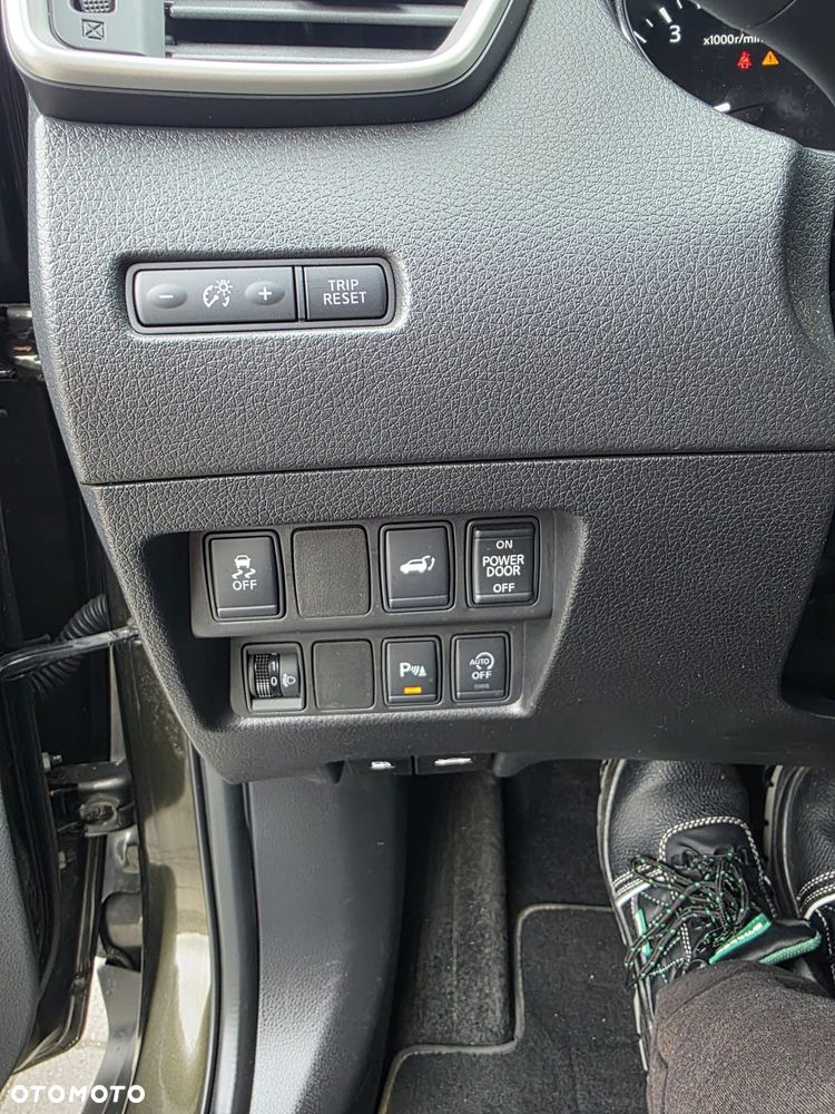 Nissan X-Trail 1.6 DIG-T N-Connecta - 9