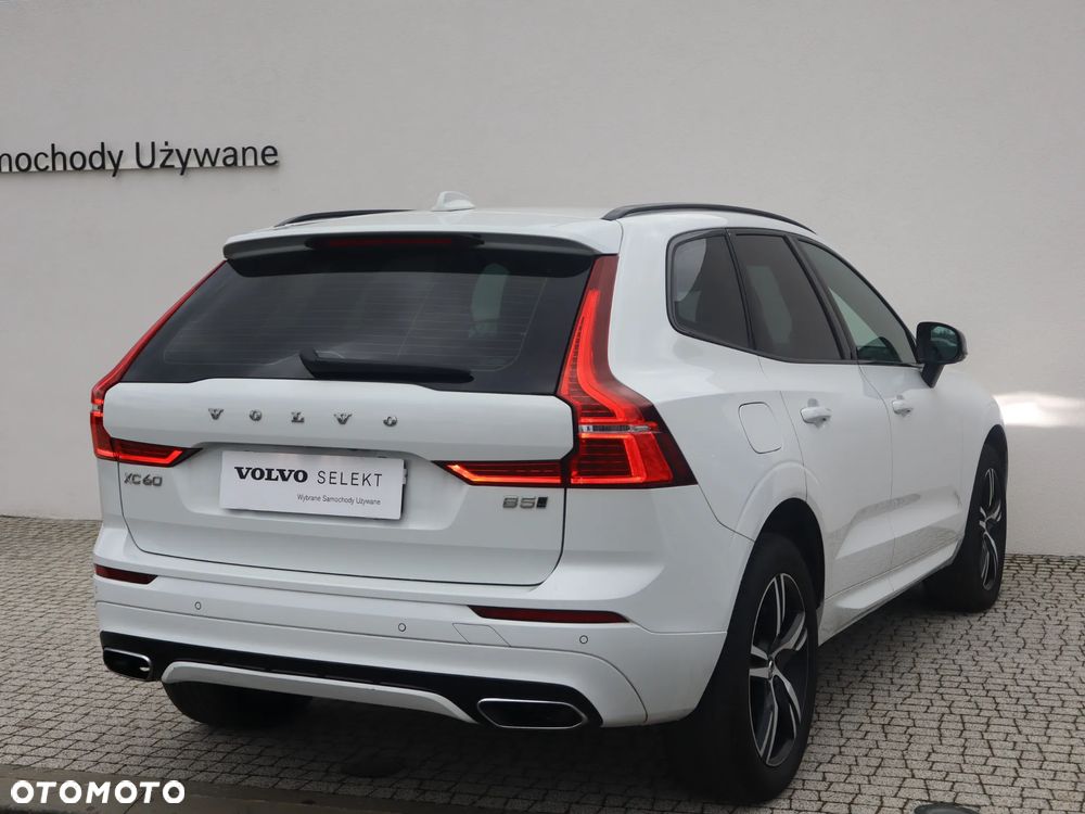 Volvo XC 60 B5 B AWD R-Design - 6