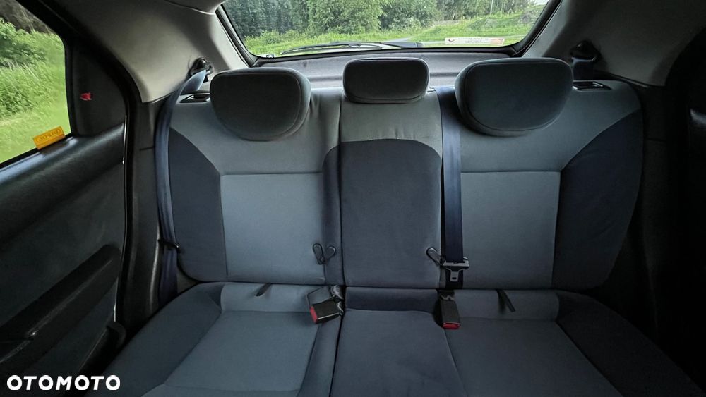 Citroën Xsara 1.6i Exclusive - 17