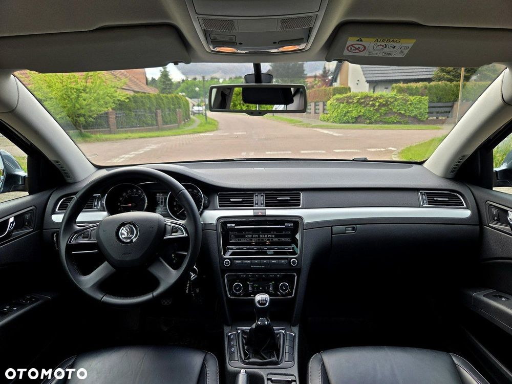 Skoda Superb 2.0 TDI Business - 13