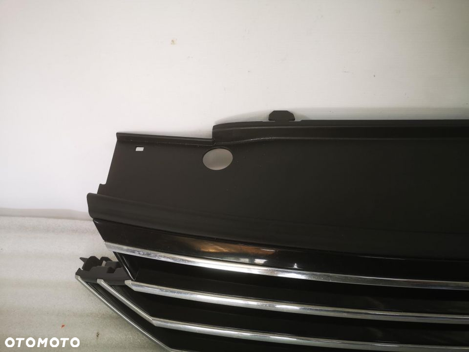VW PASSAT B8 14- ATRAPA PRZEDNIA PRZÓD / GRILL NR 3G0853653 / 3G0853651 NR AUKCJI NG413 - 2