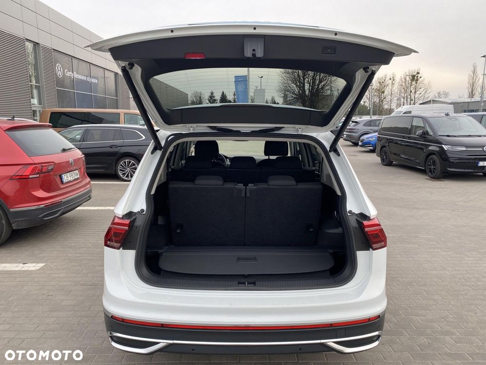 Volkswagen Tiguan 2.0 TDI SCR 4Mot Elegance DSG - 35
