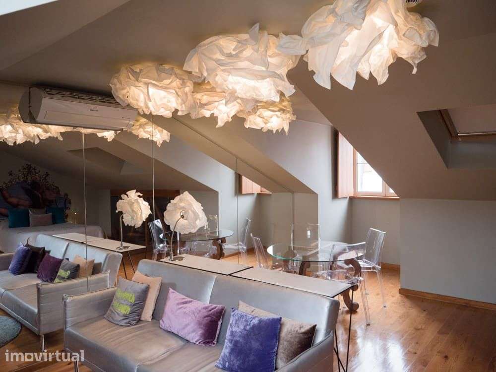 Apartamento T2 Duplex inserido numa zona premium em Lisboa, a 500m... - Grande imagem: 4/15
