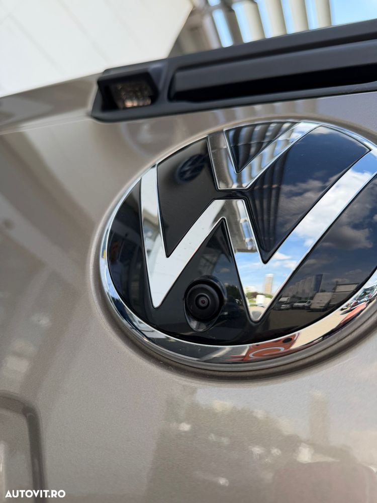Volkswagen Amarok - 33