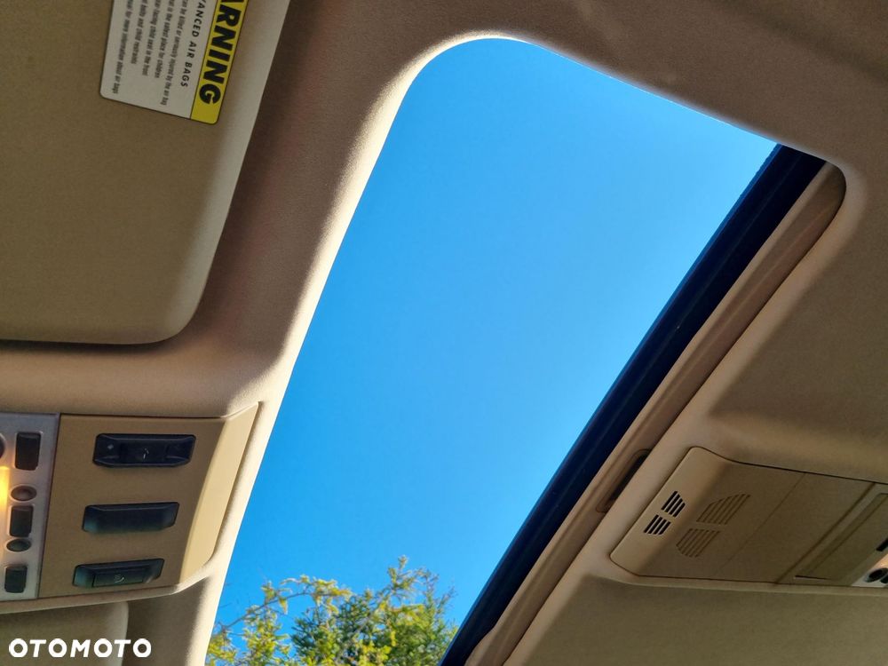 BMW Seria 7 750i - 27