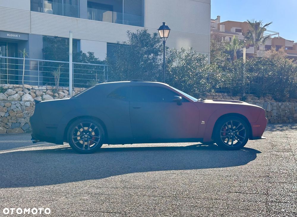Dodge Challenger Automatik R/T Plus Scat Pack - 8