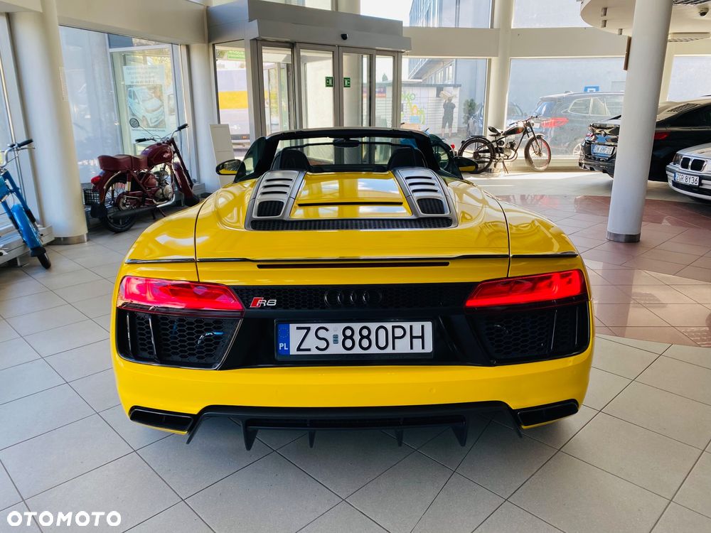 Audi R8 Spyder 5.2 FSI Quattro - 15