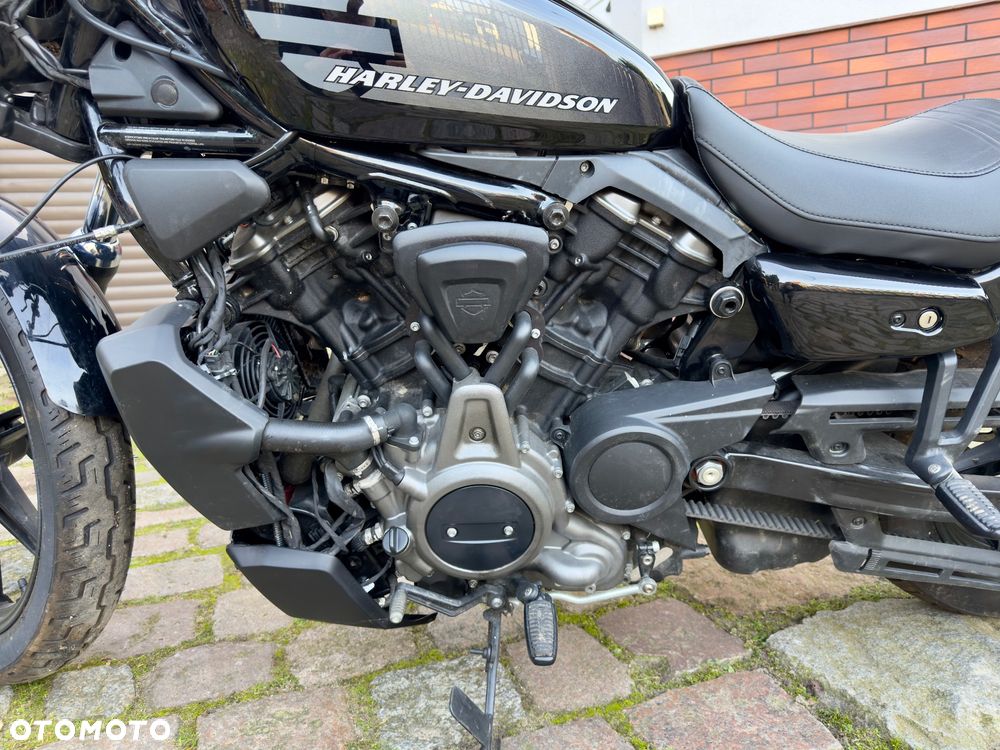 Harley-Davidson Sportster Nightster 975 - 10