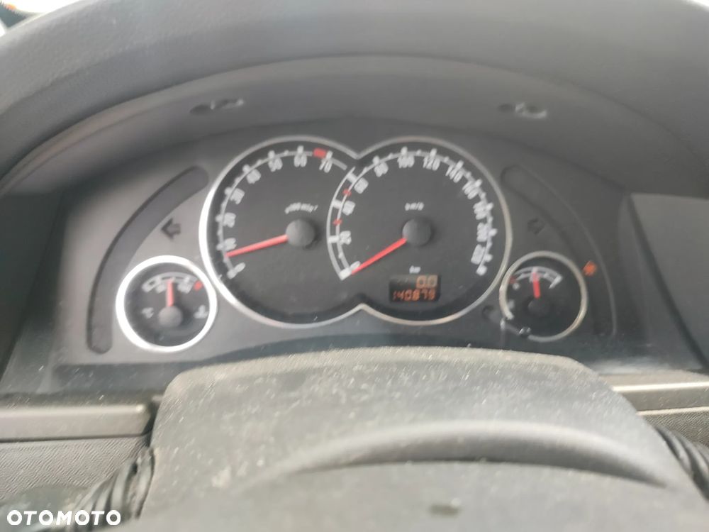 Opel Meriva 1.6 16V - 11