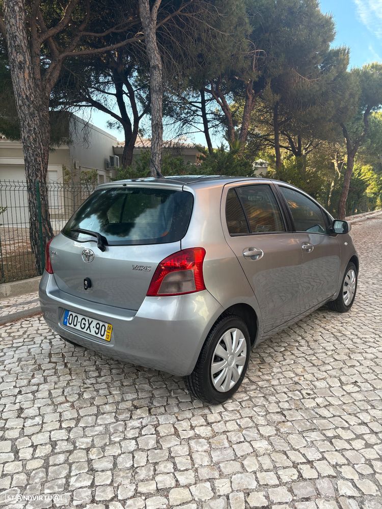 Toyota Yaris 1.0 VVT-i AC Manual - 5