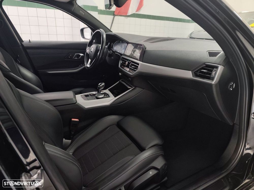 BMW 320 e Touring Auto - 10
