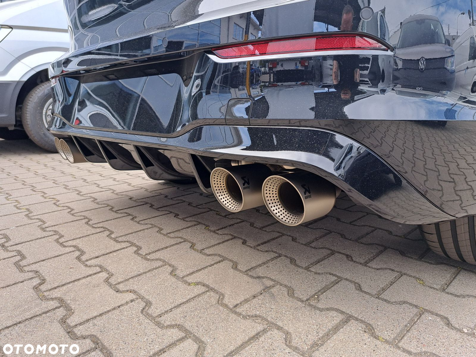 Volkswagen Golf - 6