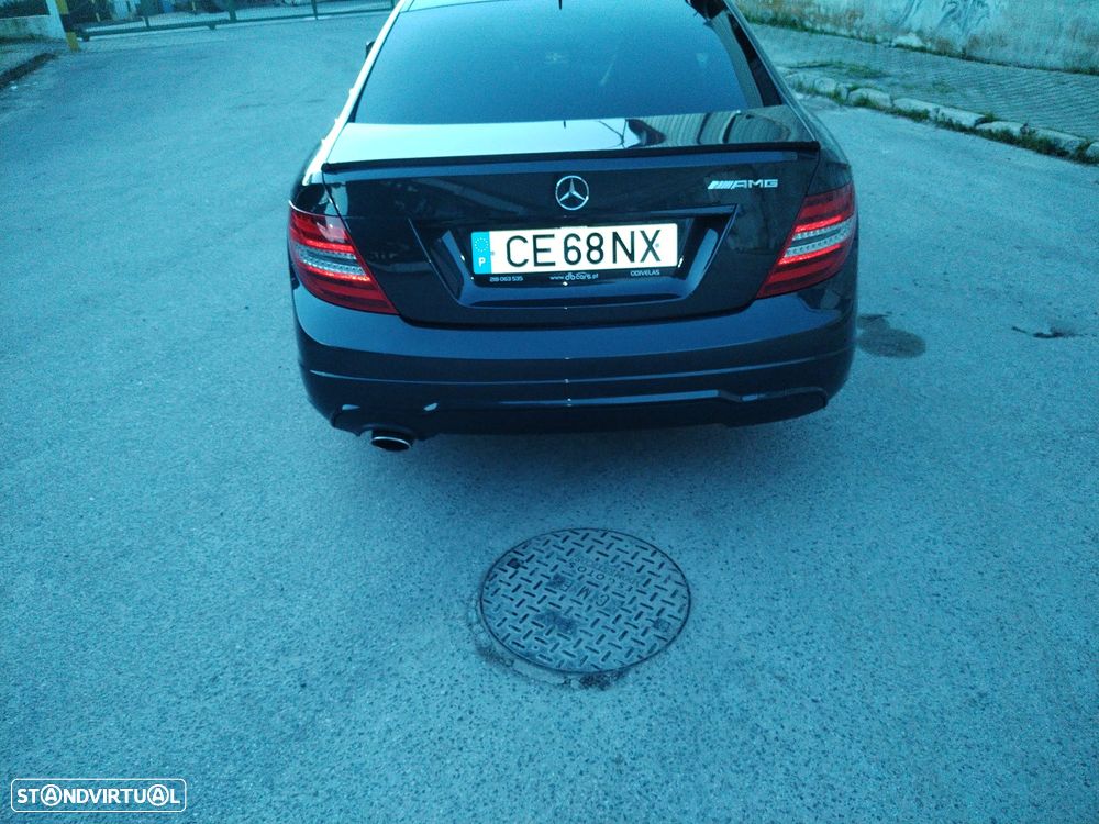 Mercedes-Benz C 220 - 4