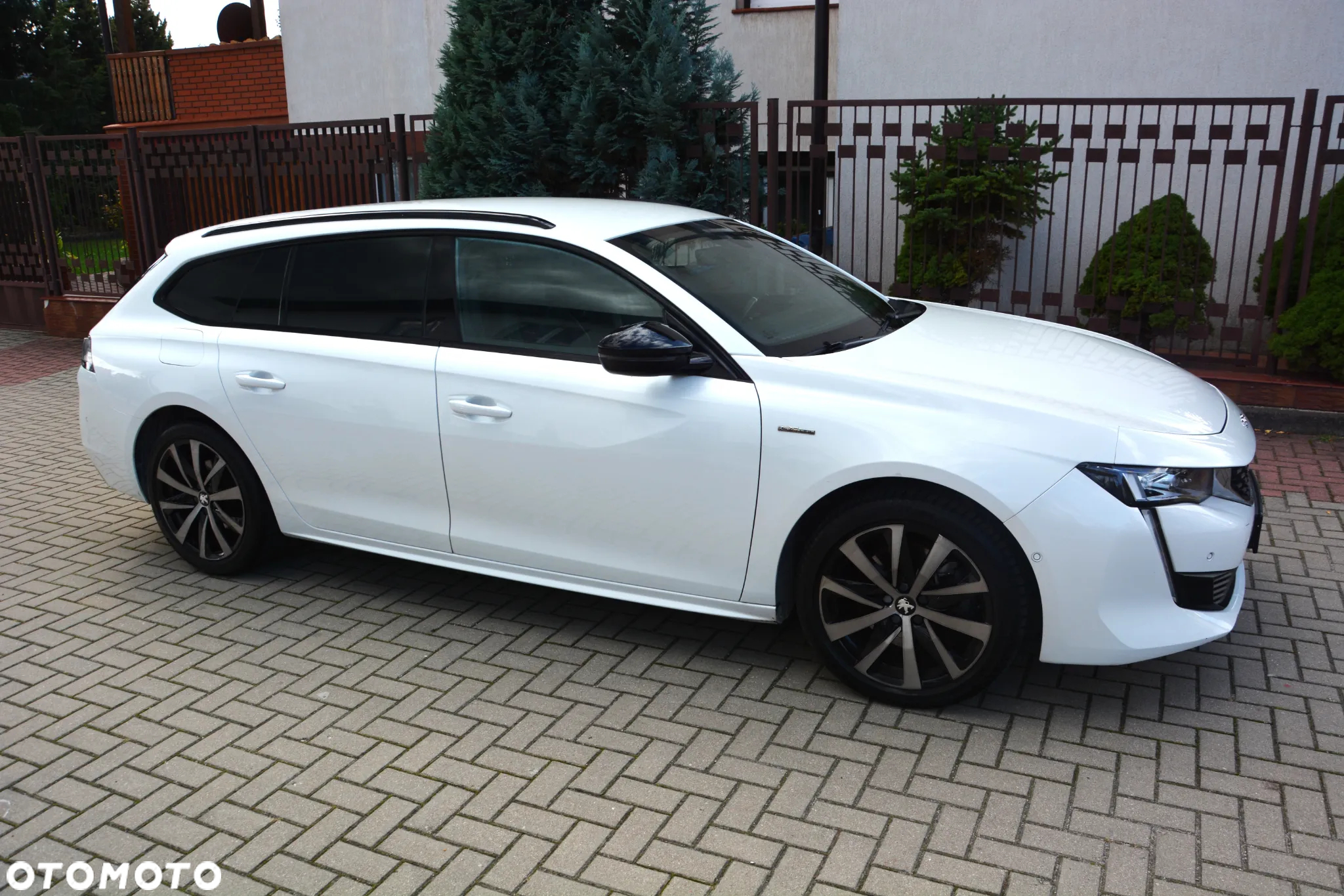 Peugeot 508 SW BlueHDi 180 EAT8 GT - 14