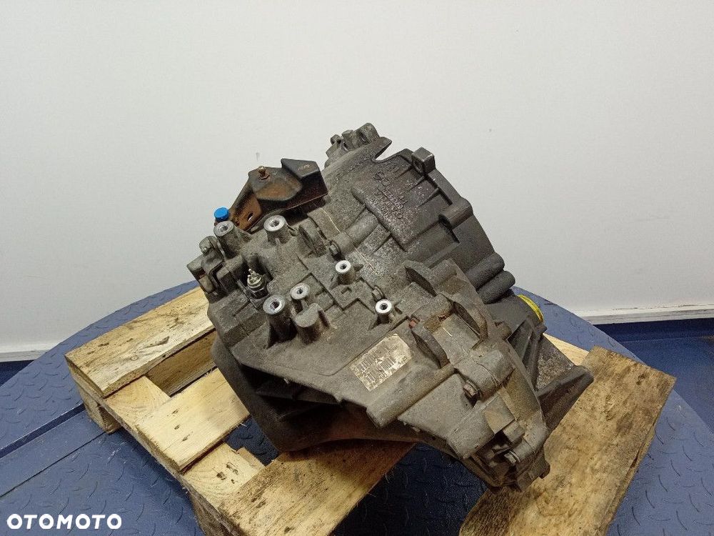 VOLVO S40 V50 C30 C70 II 2.4 170KM SKRZYNIA BIEGÓW MANUALNA 5B M56H - 5