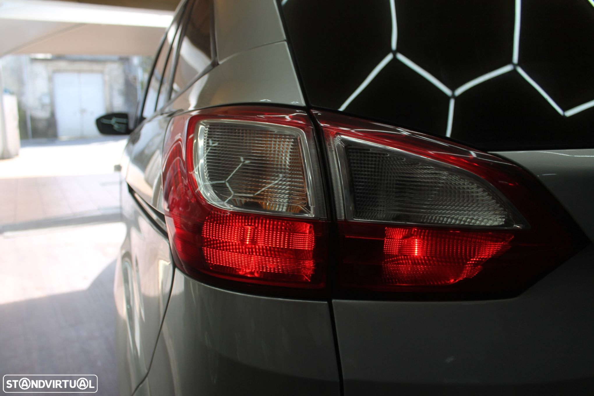 Ford Grand C-Max 1.0 EcoBoost S&S Trend - 6