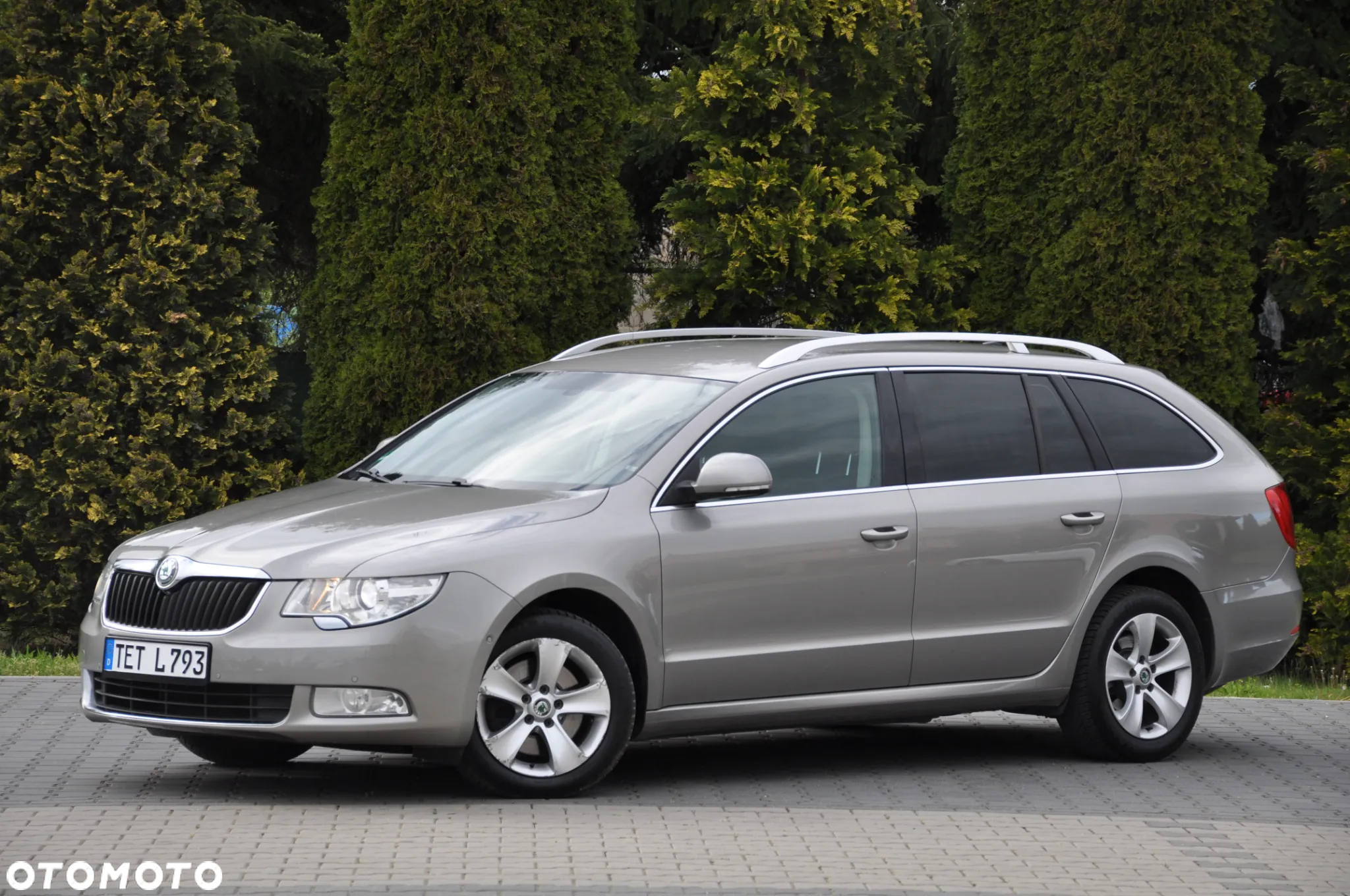 Skoda Superb 2.0 TDI Exclusive - 14