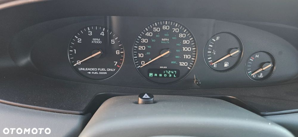 Chrysler Stratus - 17