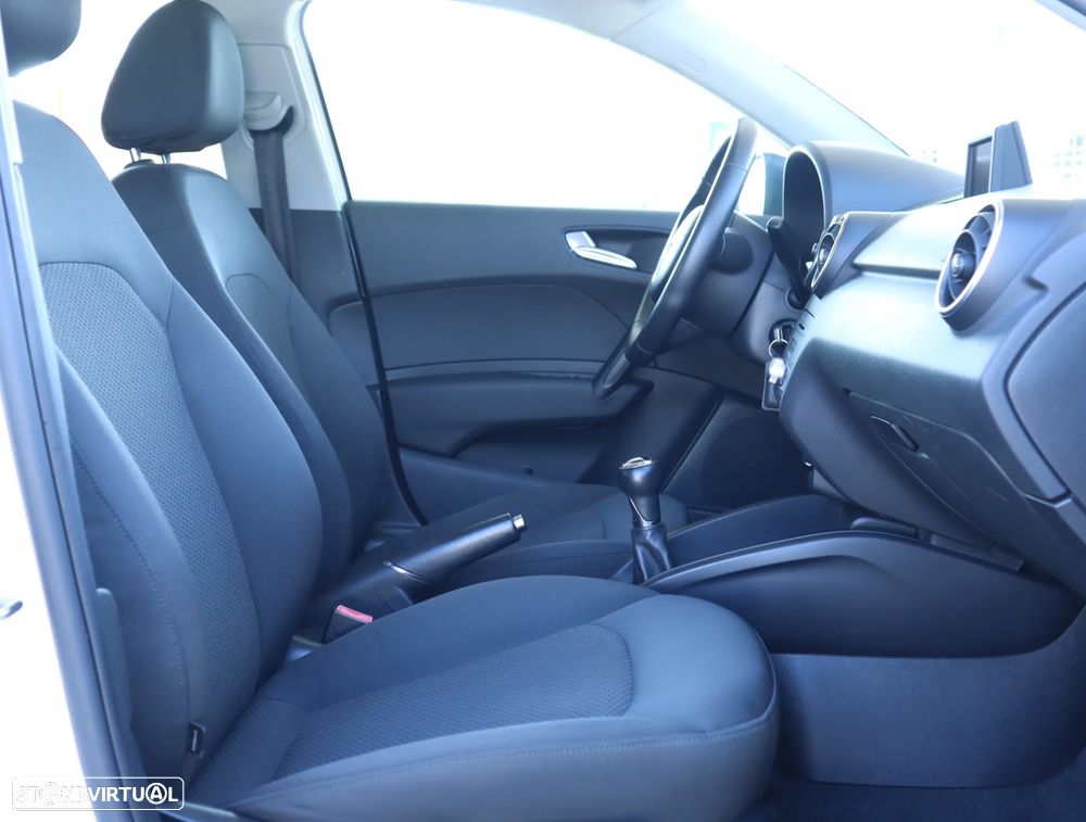 Audi A1 Sportback 1.6 TDI Advance - 19