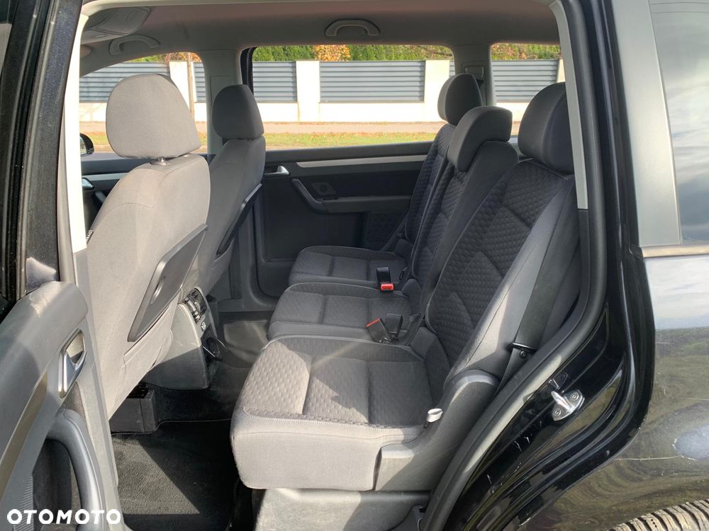 Volkswagen Touran 2.0 TDI DPF Comfortline - 30