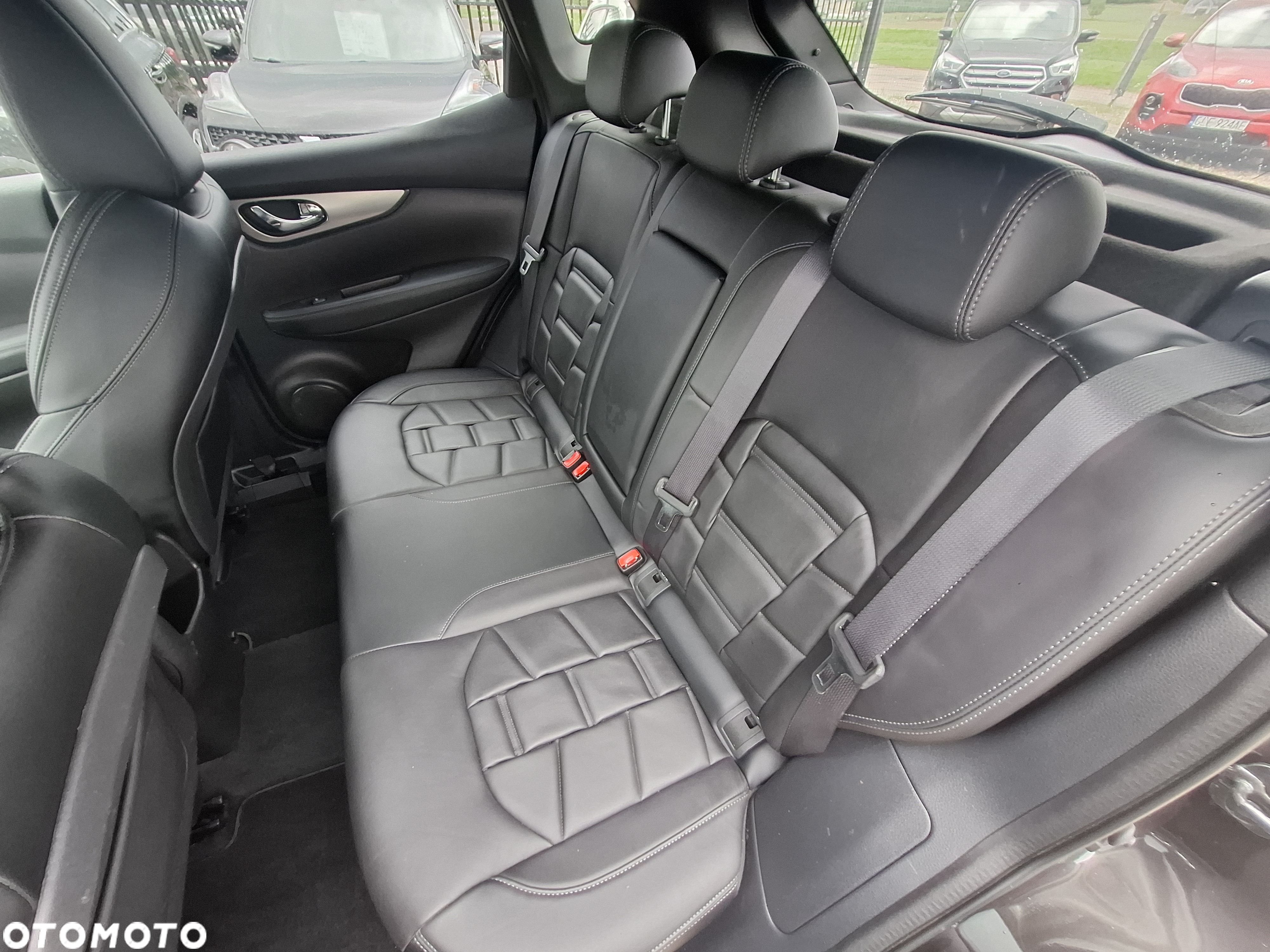 Nissan Qashqai 1.2 DIG-T TEKNA+ - 19