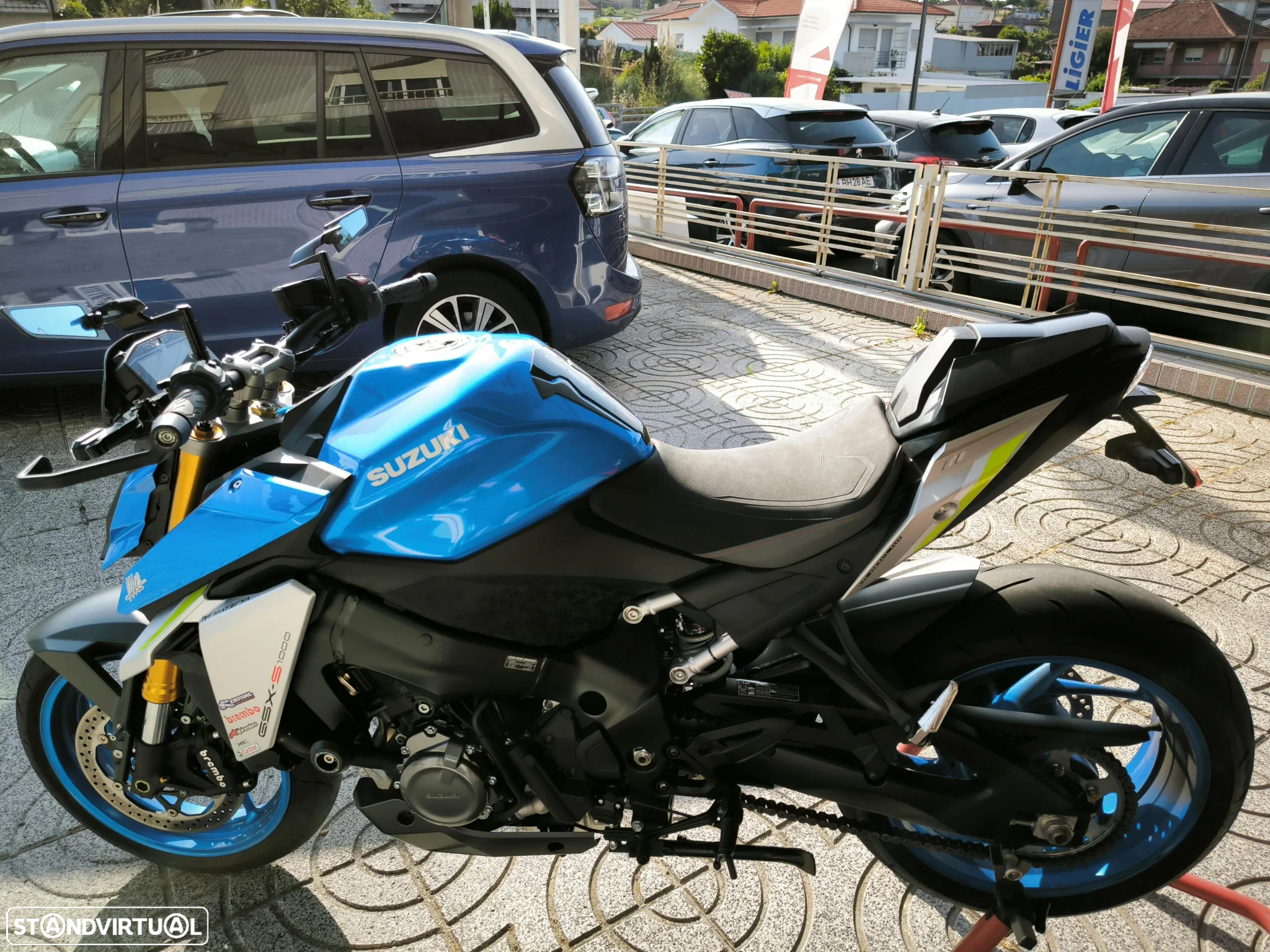 Suzuki GSX S 1000 Leo Vince - 7