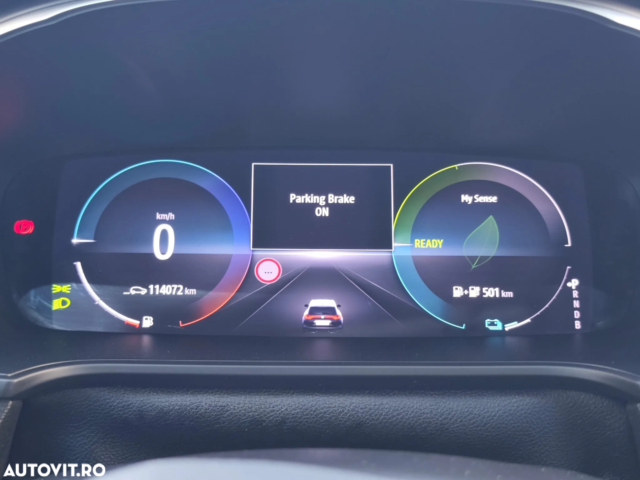 Renault Megane Grandtour E-TECH Plug-in 160 BUSINESS EDITION - 15