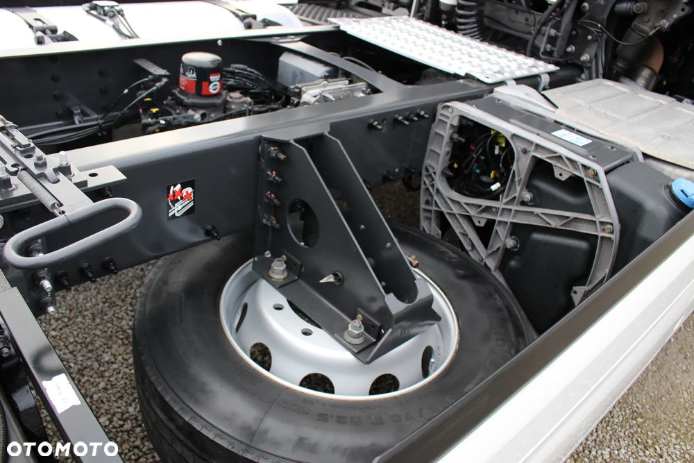 Renault T440 *13L* / 6- NOWYCH OPON/KLIMA POSTOJOWA / GPS /PEŁNY SPOILER /ACC / BL.MOSTU / Euro 6 /*SERWIS FR*/ STAN IDEALNY / - 16