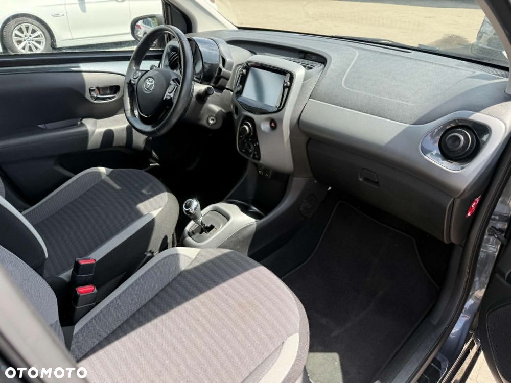 Toyota Aygo - 10