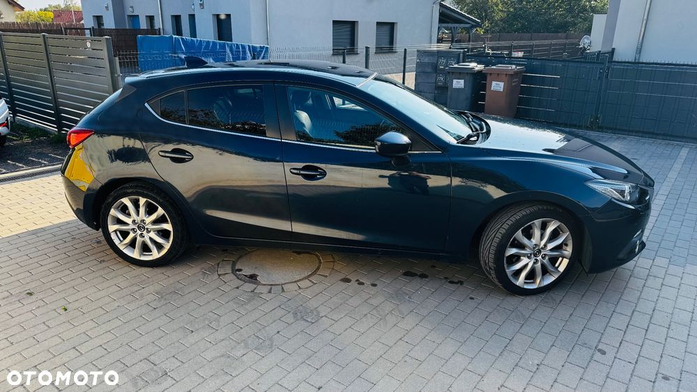 Mazda 3 - 5
