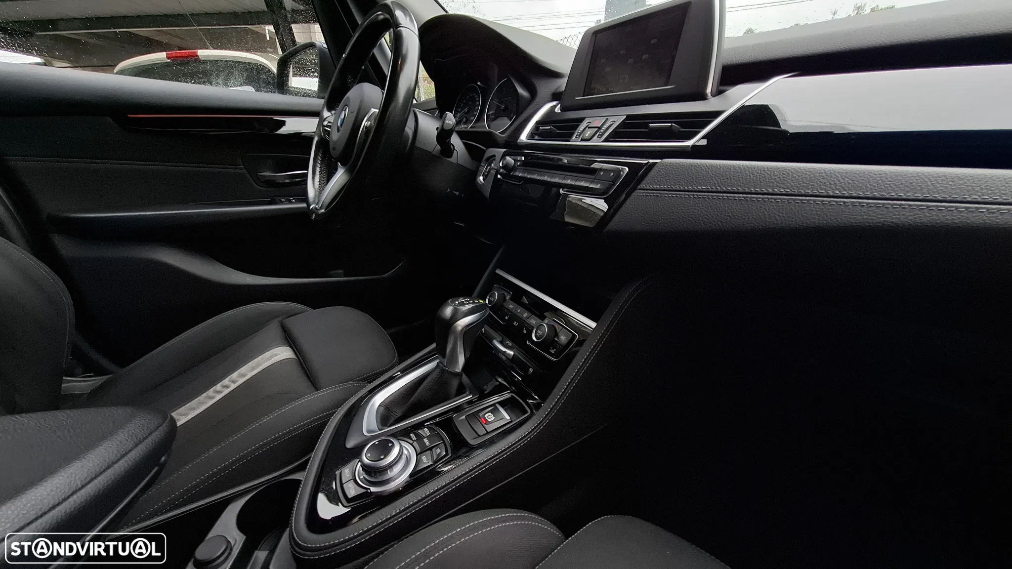 BMW 218 Active Tourer d Sport-Aut. - 32