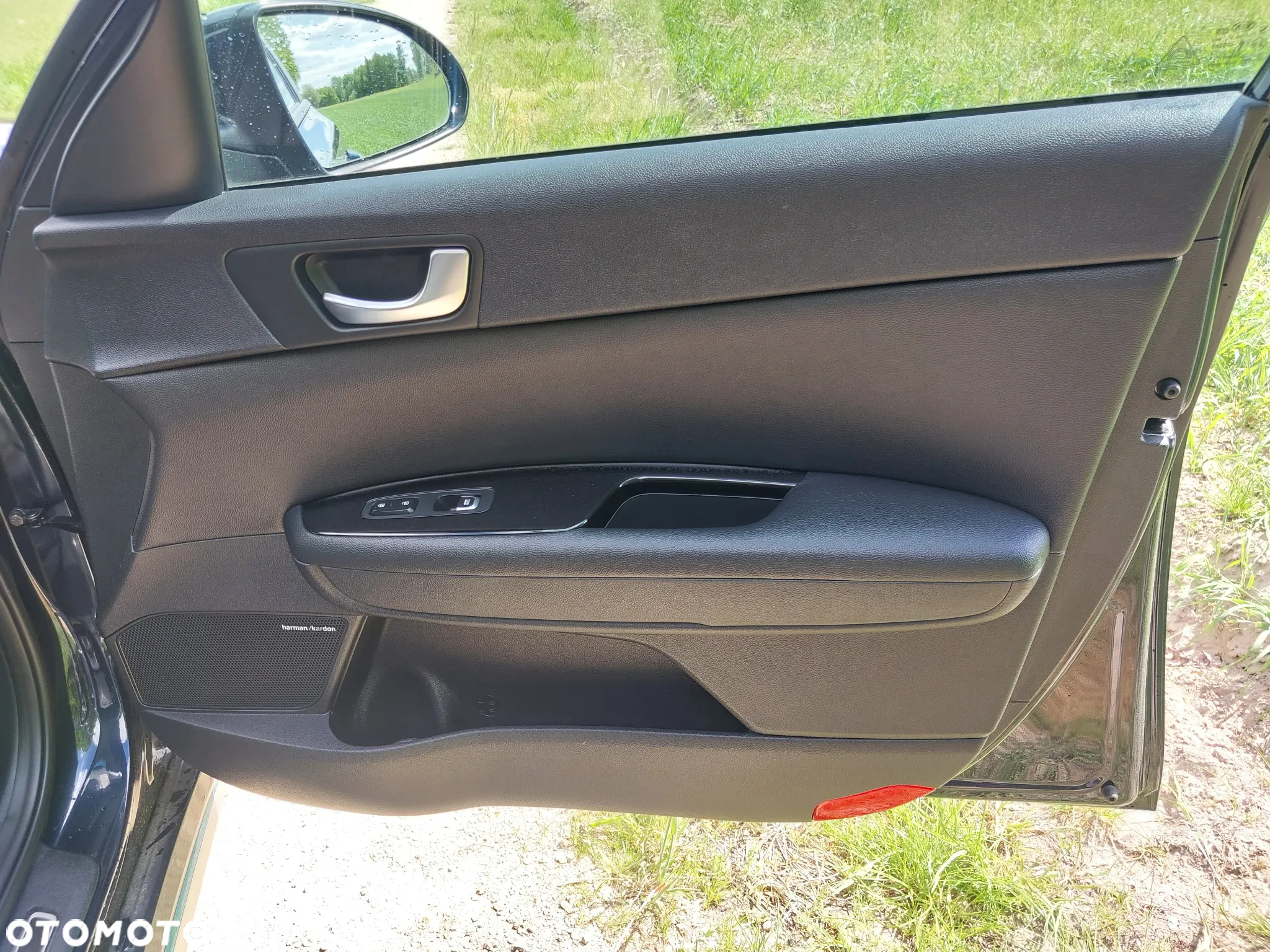 Kia Optima Plug-in Hybrid - 24