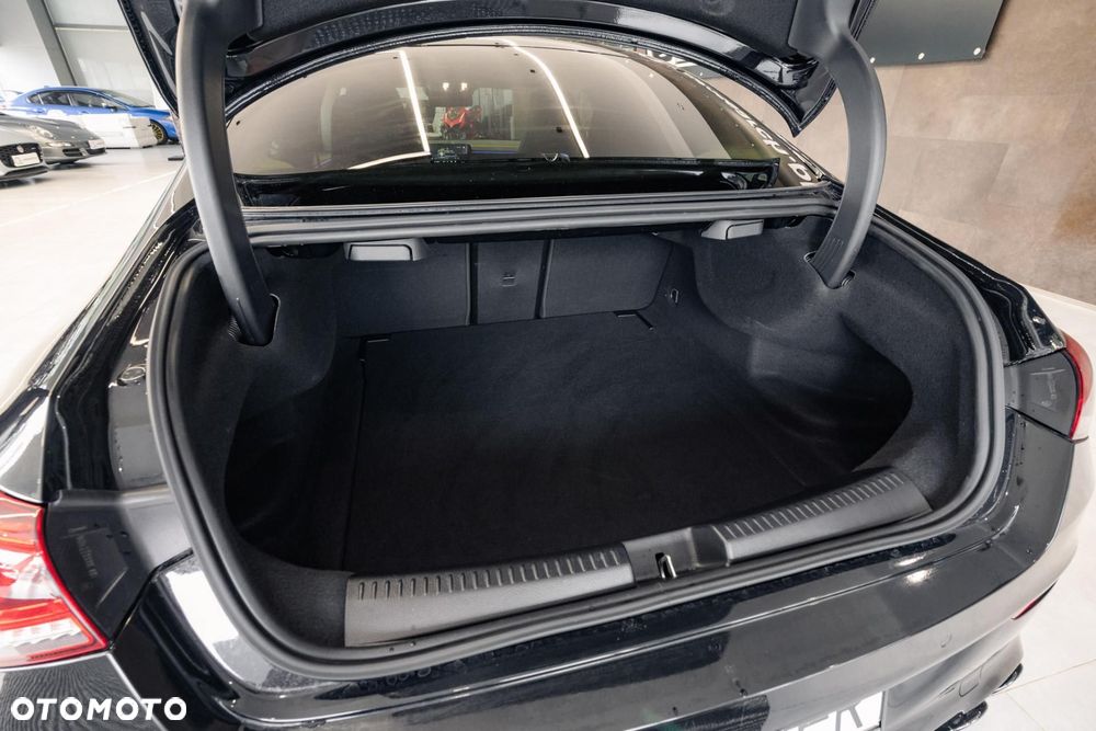 Mercedes-Benz CLA AMG 45 S 4-Matic+ 8G-DCT - 37