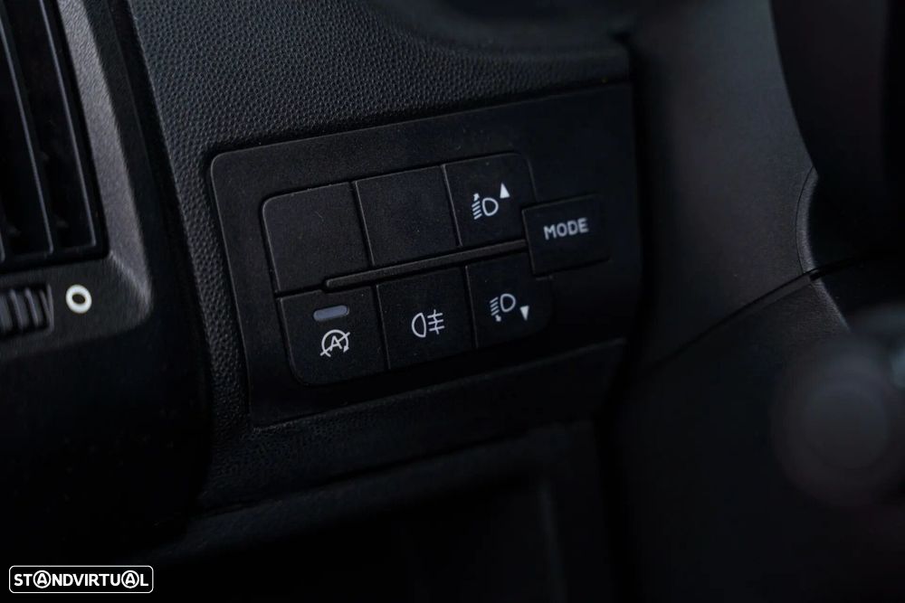 Peugeot Boxer 2.2 BlueHDi 335 L2 CD - 19