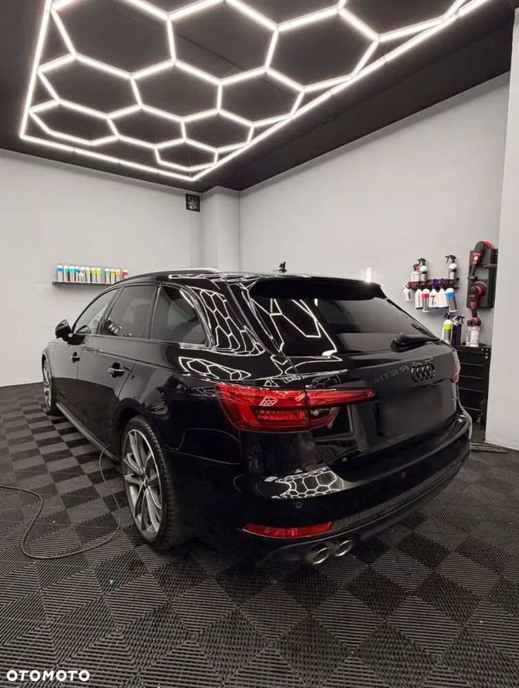 Audi A4 Avant 2016 photo 4