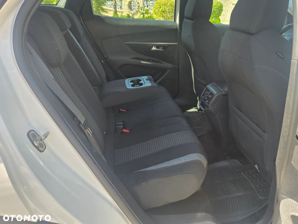 Peugeot 3008 BlueHDi 130 Stop & Start Active Business-Paket - 13